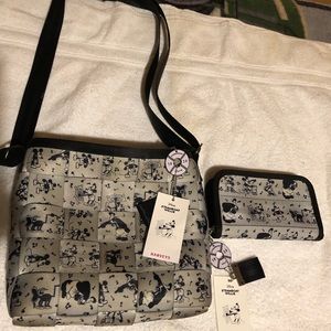 Harveys seatbelt bag & wallet